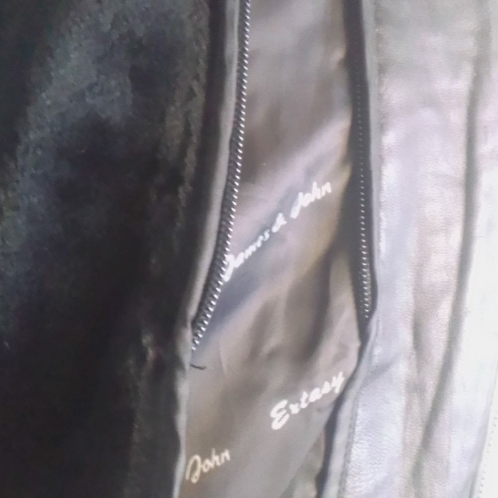 Nice Leather Jacket - image 8